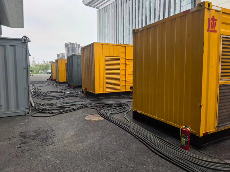 师宗不同季节柴油发电机组保养有哪些注意事项?